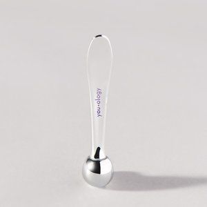 Younique eye cream applicator